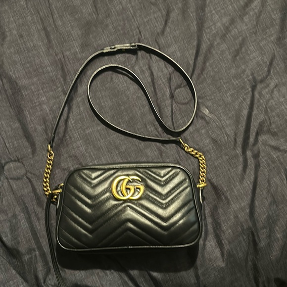 Gucci Marmont! - Picture 1 of 7